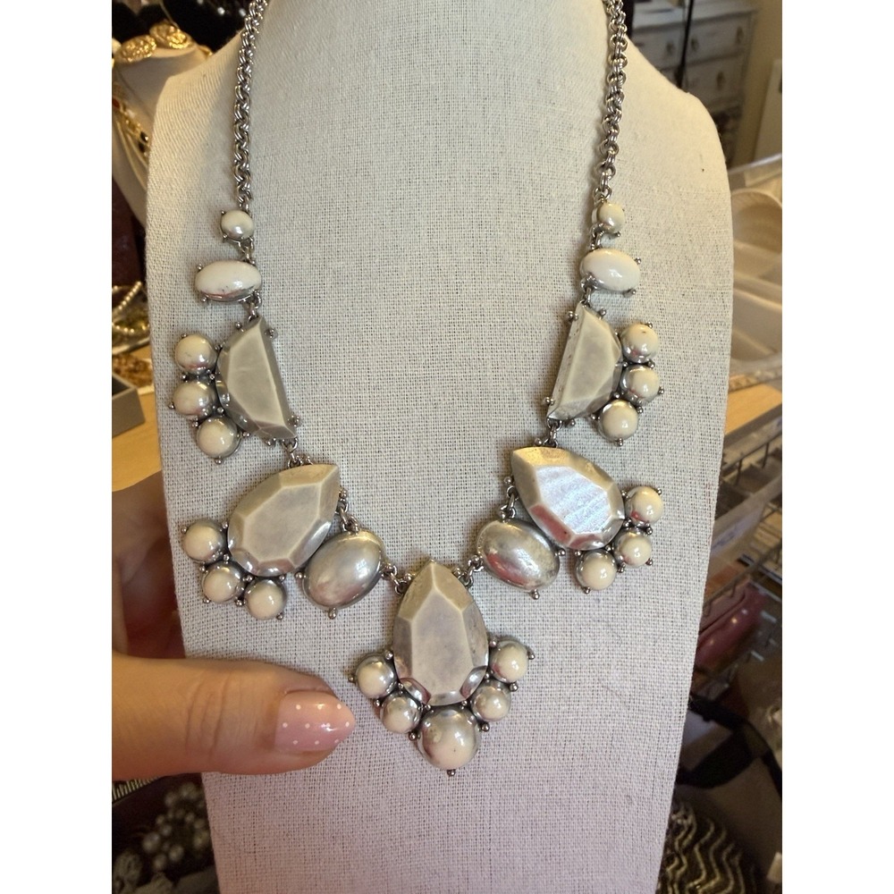 Kate Spade New York White Resin Statement Necklace Silver Tone Geometric Stone